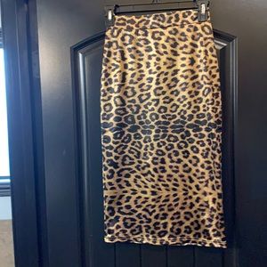 Leopard pencil skirt